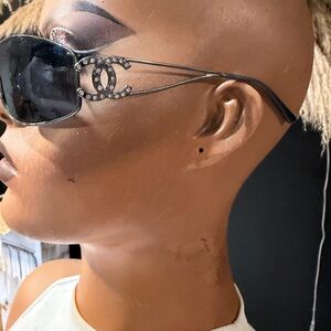 Authentic Y2K Vintage Chanel Sunglasses style 4073-B
